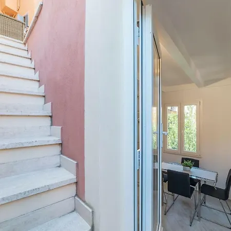 Apartment Santa Prassede Rooftop Terrace *