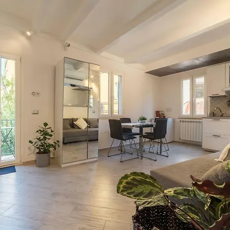 Apartment Santa Prassede Rooftop Terrace
